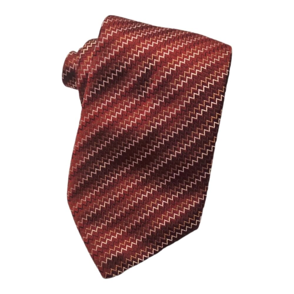 THOMAS PINK 100% Silk Zig Zag Tie Made in Morocco
